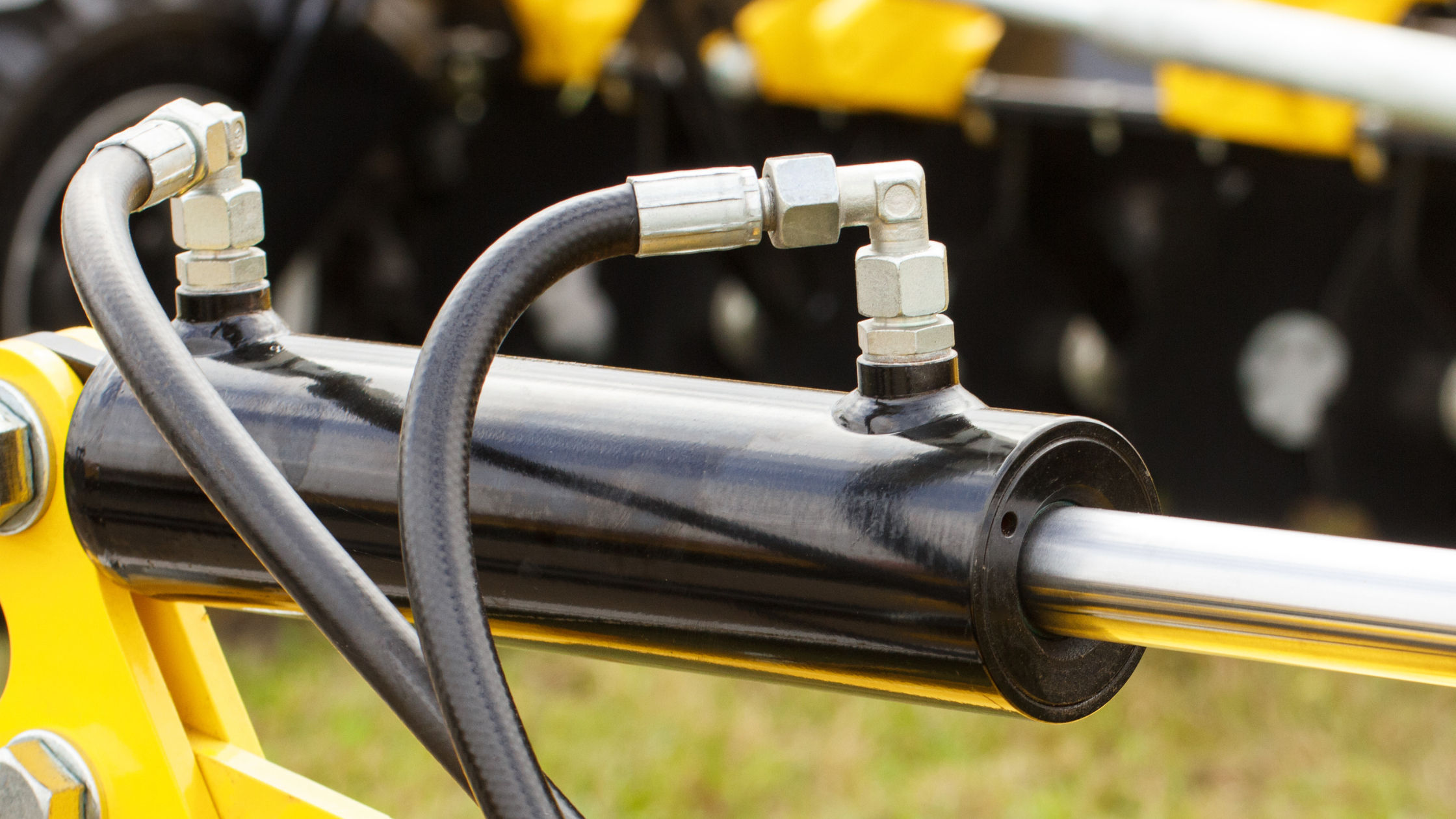 Choosing the Right Linear Motion System: A Technical Guide for Engineers 